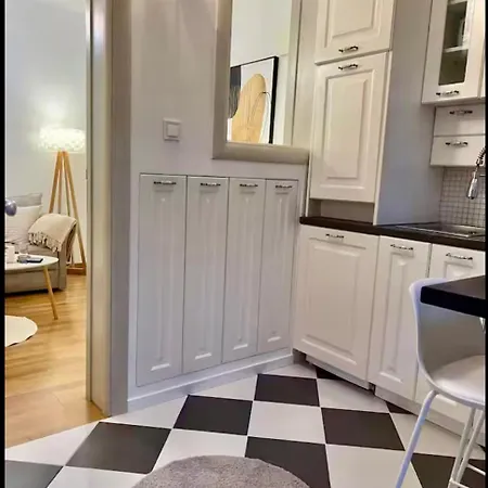 Sunrise Deluxe Apartment *